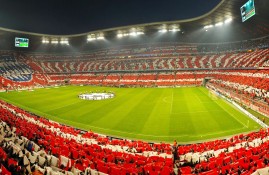 半岛体育APP-文班亚马赛后谦逊发言登热搜，辽宁男篮惊险罗马引发热议